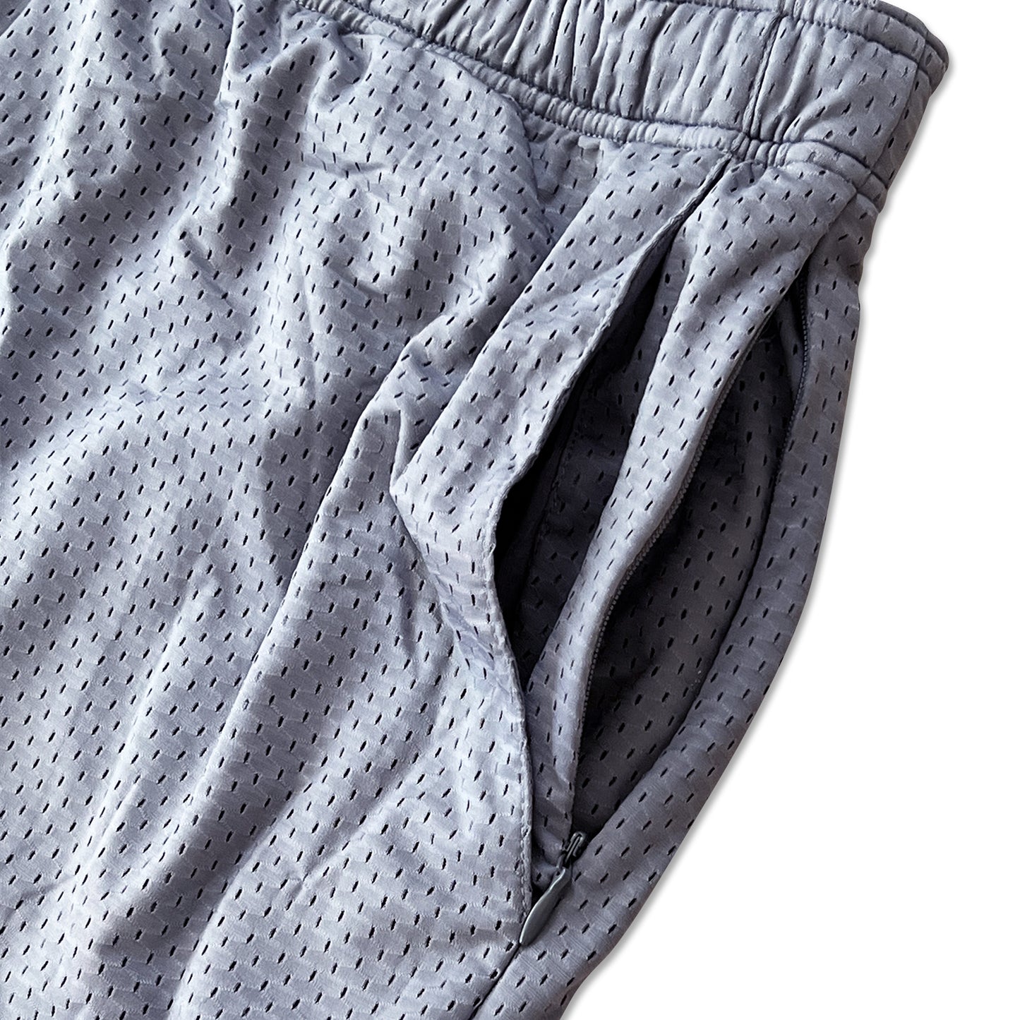 Our Mesh Lounge Short 5.5 scream "EXTRA COMFORT."